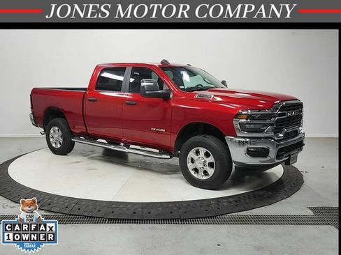 Used 2026 RAM 2500 Big Horn AWD/4WD image 1
