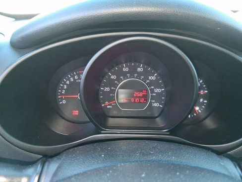 Used 2018 Kia Soul image 13