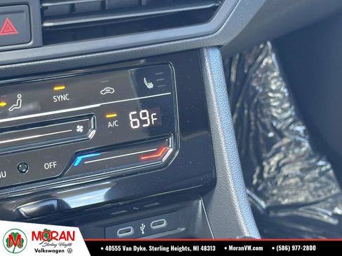 Used 2026 Volkswagen Jetta Sport FWD image 21