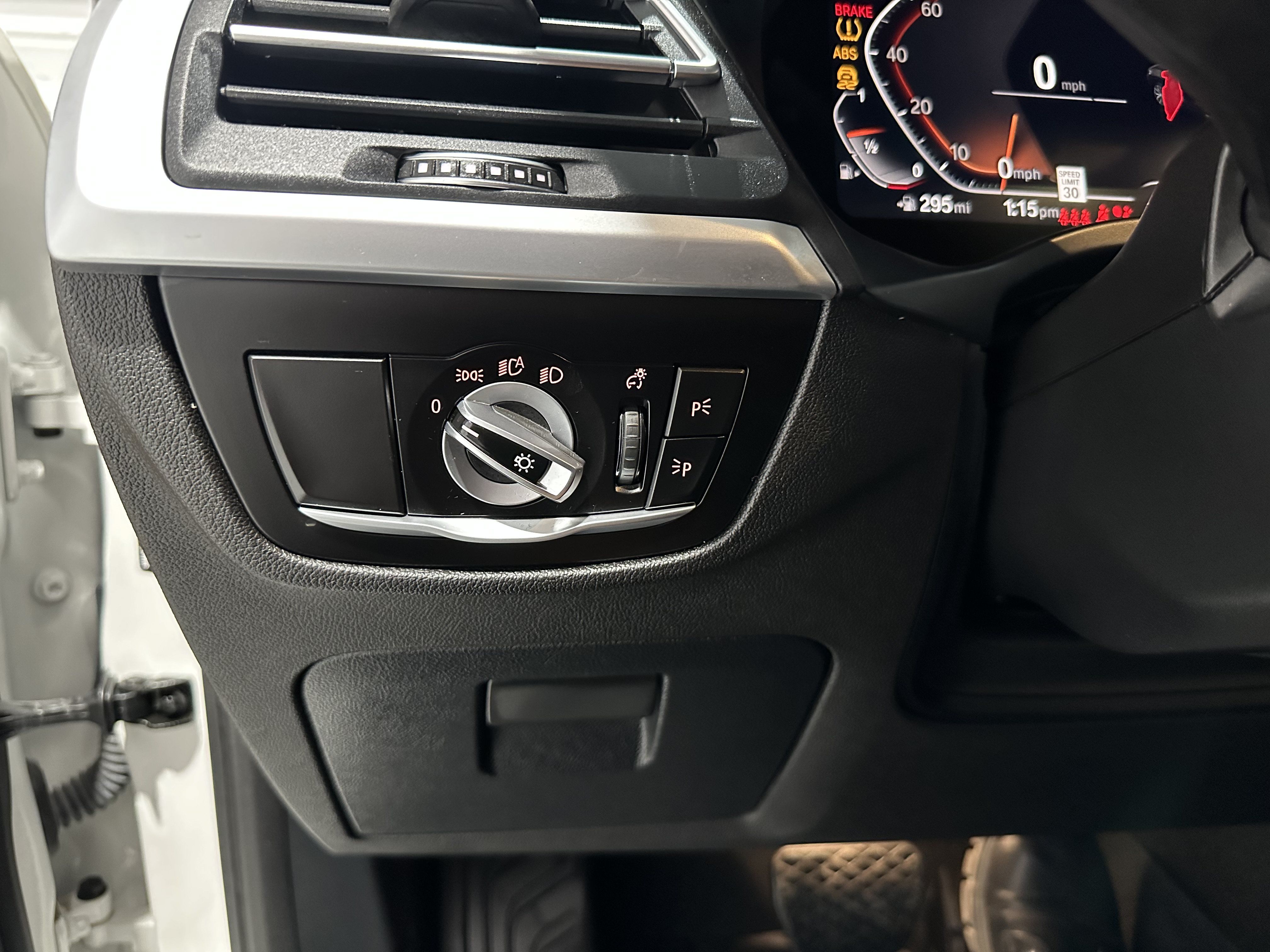 Used 2022 BMW X3 sDrive30i RWD image 15