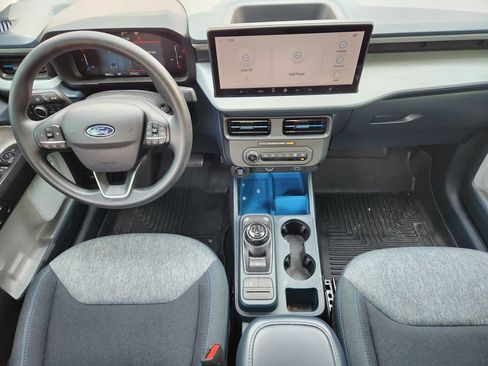 Used 2025 Ford Maverick XLT w/ Equipment Group 301A AWD/4WD image 11