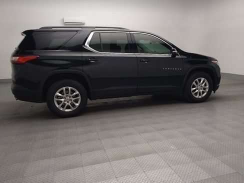 Used 2020 Chevrolet Traverse LT image 10