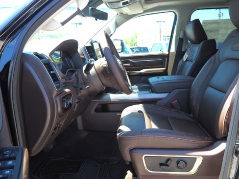 New 2025 RAM 1500 Limited image 12