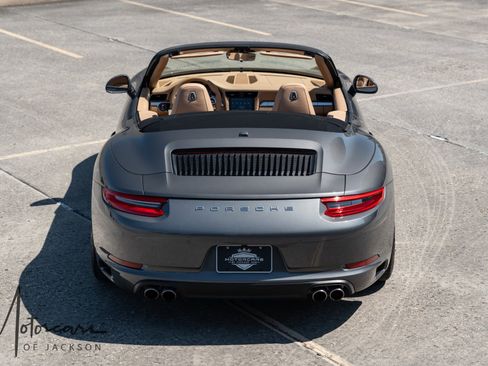 Used 2017 Porsche 911 Carrera S image 31