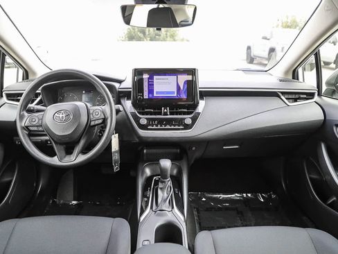 Used 2023 Toyota Corolla LE FWD image 12
