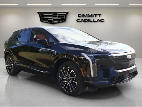 New 2026 Cadillac Optiq Sport 2 w/ LPO, Floor Liner Package RWD image 7