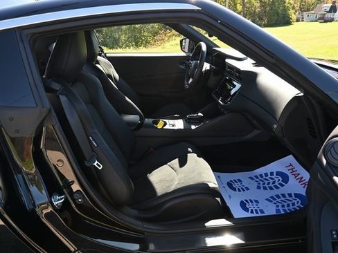 Used 2024 Nissan Z Performance w/ Floor Mat Package image 19