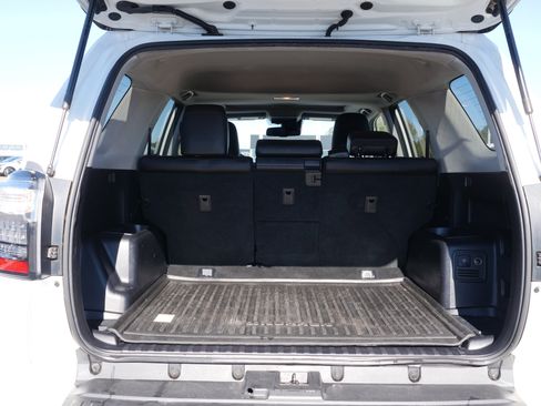 Used 2020 Toyota 4Runner SR5 image 14