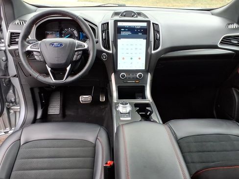 Used 2024 Ford Edge ST-Line AWD/4WD image 12