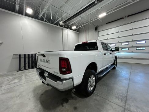Used 2026 RAM 2500 Big Horn AWD/4WD image 6