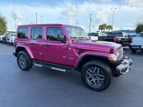Used 2024 Jeep Wrangler Unlimited Sahara AWD/4WD image 1