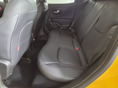 Certified 2023 Jeep Renegade Trailhawk w/ Trailhawk Elite Group image 22