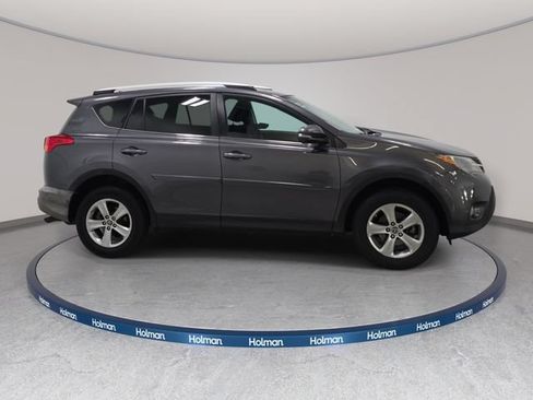 Used 2015 Toyota RAV4 XLE AWD/4WD image 5