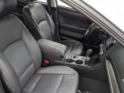 Used 2017 Subaru Legacy 3.6R Limited image 24