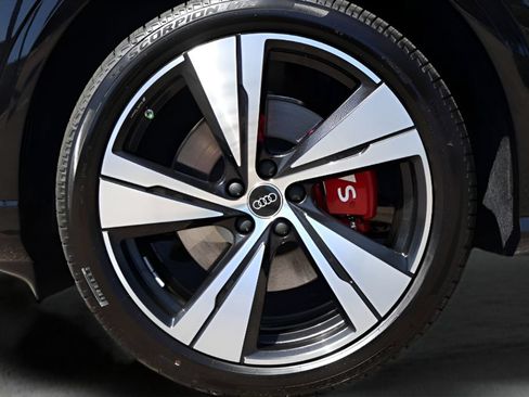 New 2026 Audi SQ5 Premium Plus AWD/4WD image 28