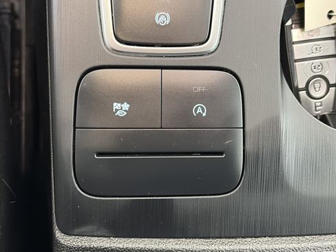 Used 2022 Ford Escape SE w/ Convenience Package image 28