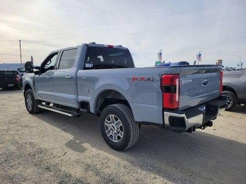 New 2026 Ford F250 Lariat w/ FX4 Off-Road Package AWD/4WD image 4