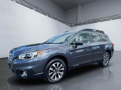 Used 2016 Subaru Outback 2.5i Limited AWD/4WD image 11