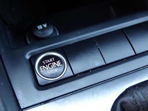 Used 2011 Volkswagen Jetta SEL FWD image 52