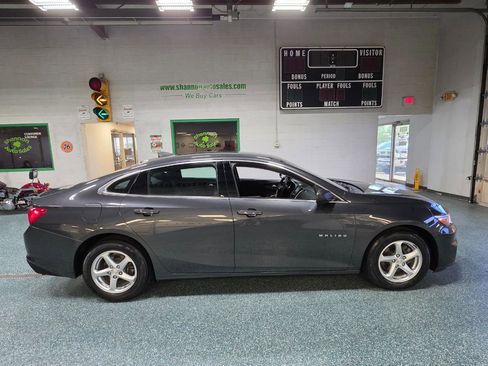 Used 2017 Chevrolet Malibu LS FWD image 5