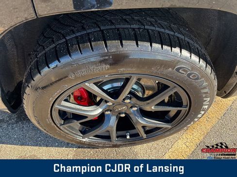 Used 2018 Jeep Grand Cherokee SRT image 5