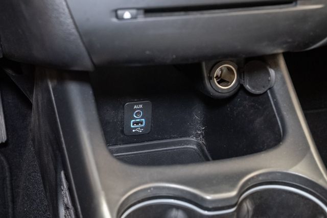 Used 2020 Dodge Journey SE w/ SE Popular Equipment Group FWD image 18