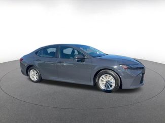 Used 2025 Toyota Camry LE video 2