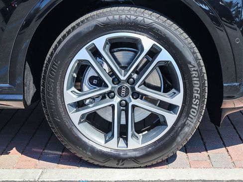 Certified 2025 Audi Q5 Premium AWD/4WD image 10
