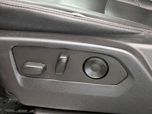 Used 2022 Chevrolet Silverado 1500 RST w/ Convenience Package II image 20