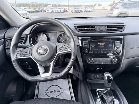 Certified 2019 Nissan Rogue S image 14