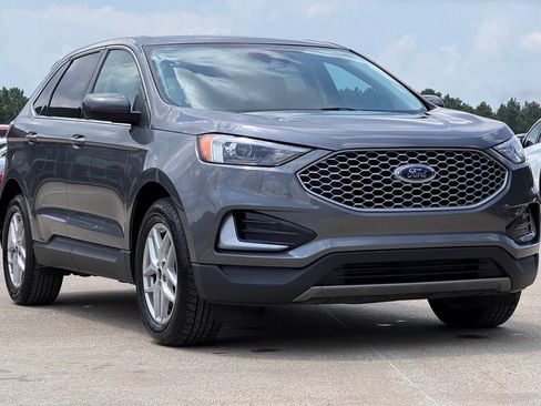 Used 2024 Ford Edge SEL AWD/4WD image 9