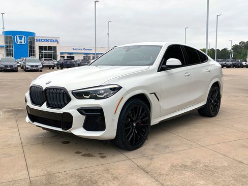 Used 2023 BMW X6 xDrive40i w/ M Sport Package AWD/4WD image 3