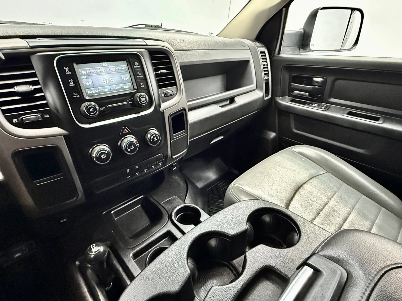 Used 2018 RAM 2500 Tradesman w/ Chrome Appearance Group AWD/4WD image 13
