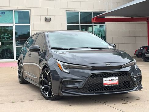 Used 2025 Toyota Corolla FX image 2