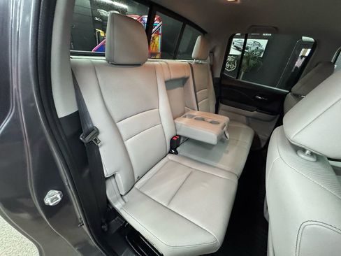 Used 2023 Honda Ridgeline RTL-E image 18