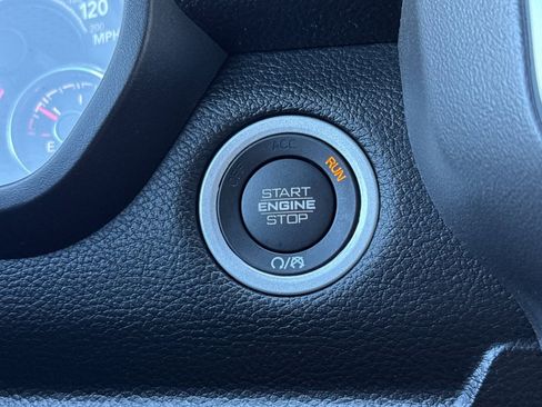 Used 2022 RAM 1500 Big Horn AWD/4WD image 16