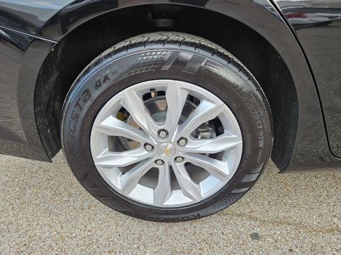 Used 2024 Chevrolet Malibu LT image 28