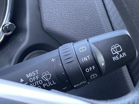 Used 2025 Mitsubishi Outlander Sport ES AWD/4WD image 17
