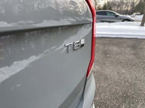 Certified 2025 Volvo XC90 T8 Ultra image 40