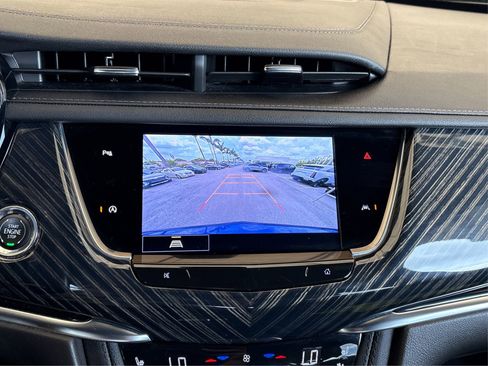 Used 2024 Cadillac XT6 Premium Luxury FWD image 24
