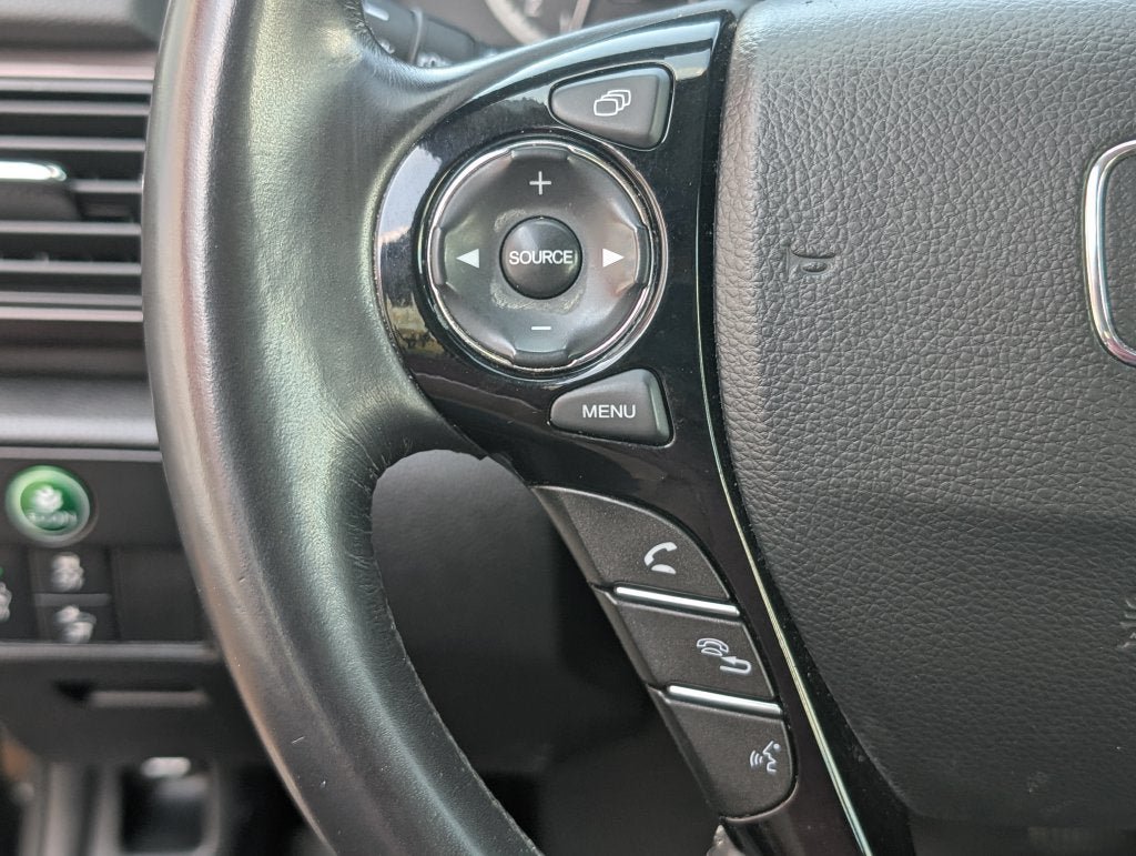 Used 2017 Honda Accord EX-L image 15