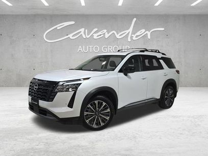 New 2026 Nissan Pathfinder Platinum