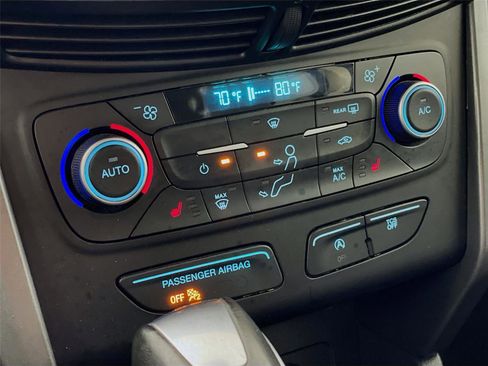 Used 2018 Ford Escape SEL image 19