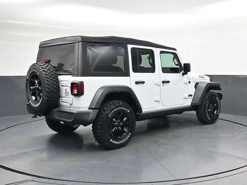 Used 2022 Jeep Wrangler Unlimited Sport AWD/4WD image 4
