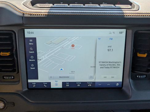 Used 2024 Ford Bronco Badlands image 30