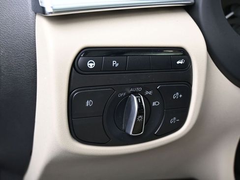 Used 2021 INFINITI QX50 Essential w/ Convenience Package image 15