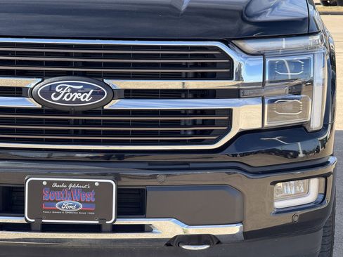 Used 2024 Ford F150 King Ranch w/ FX4 Off-Road Package image 10