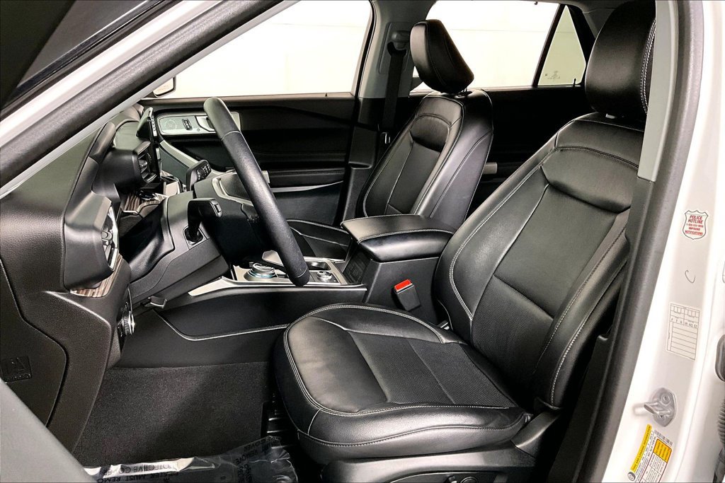Used 2023 Ford Explorer Limited AWD/4WD image 24
