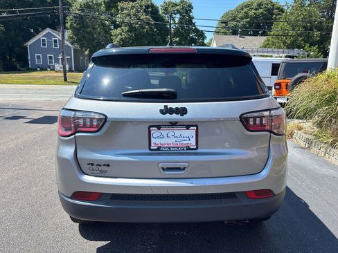 Used 2020 Jeep Compass Latitude image 5