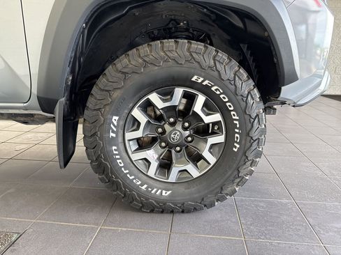 Certified 2020 Toyota Tacoma TRD Off-Road w/ TRD Premium Off Road Package AWD/4WD image 50